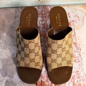 Gorgeous Vintage Gucci GG high heeled slides
